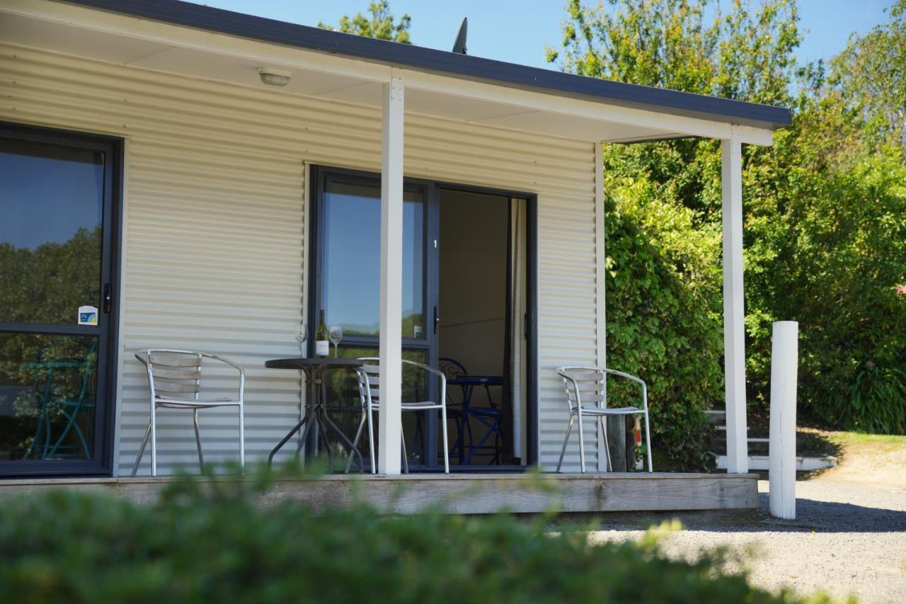 Akaroa Top 10 Holiday Park Εξωτερικό φωτογραφία
