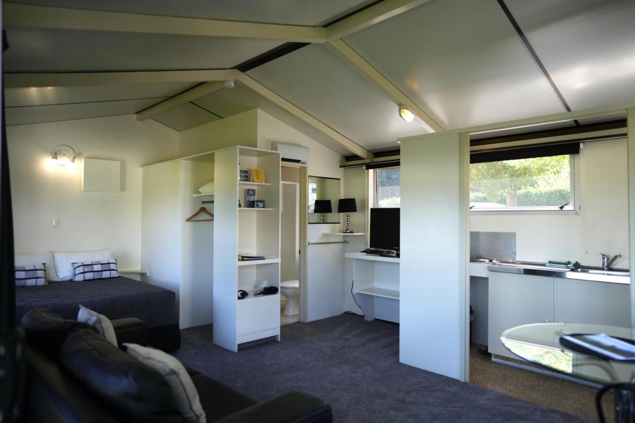 Akaroa Top 10 Holiday Park Εξωτερικό φωτογραφία