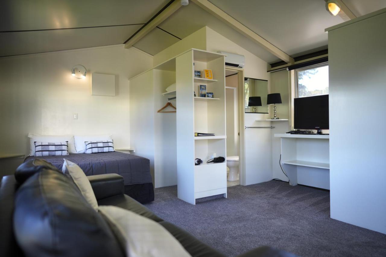 Akaroa Top 10 Holiday Park Εξωτερικό φωτογραφία