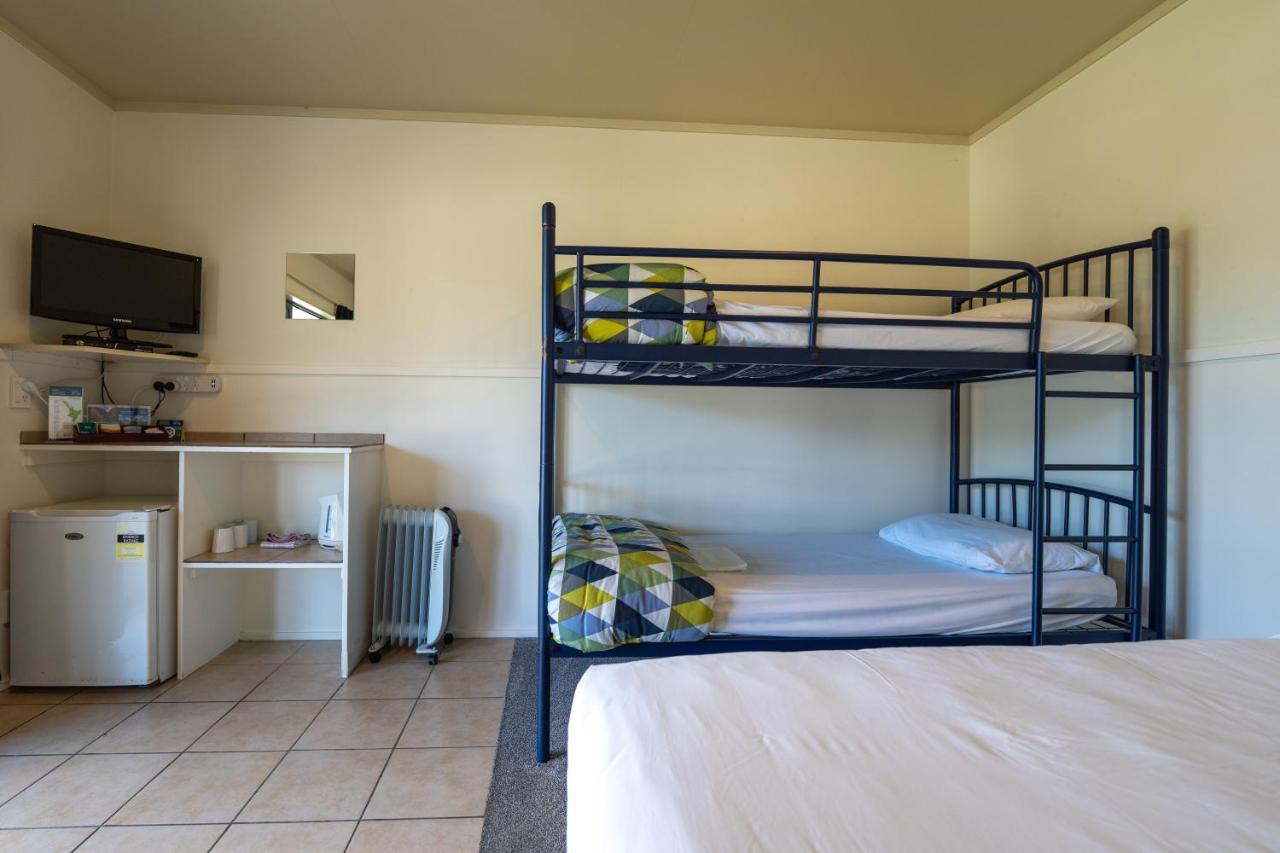 Akaroa Top 10 Holiday Park Εξωτερικό φωτογραφία